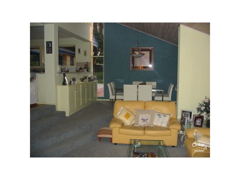 50 Koornalla Cresent, Mount Eliza VIC 3930