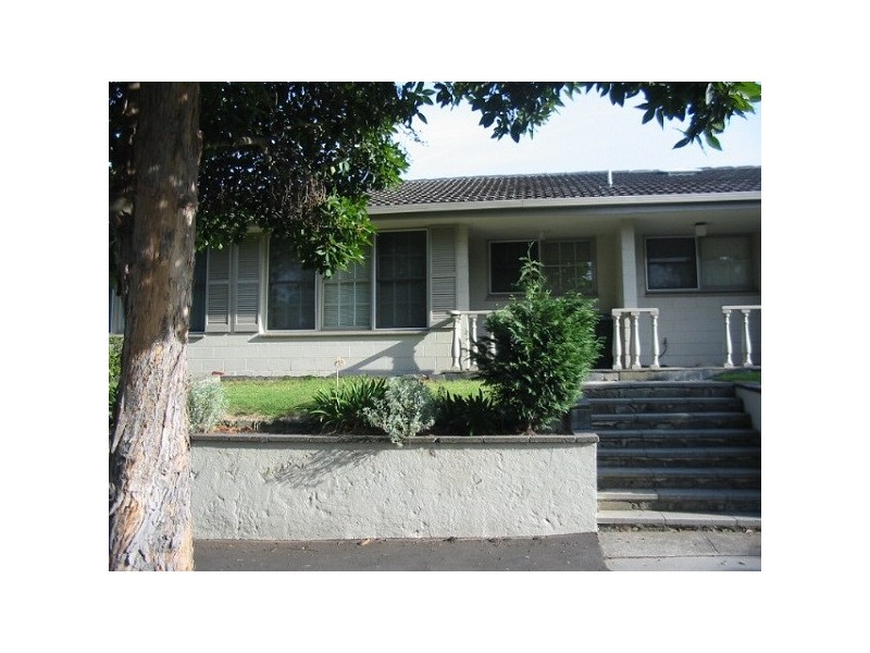 2/36  Denbigh Street, Frankston VIC 3199