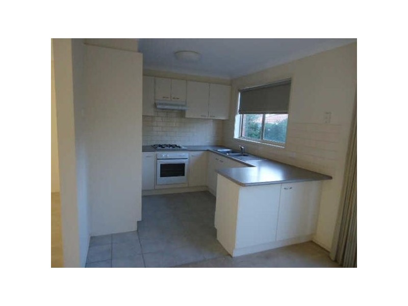 8/25  Potts Road, Langwarrin VIC 3910