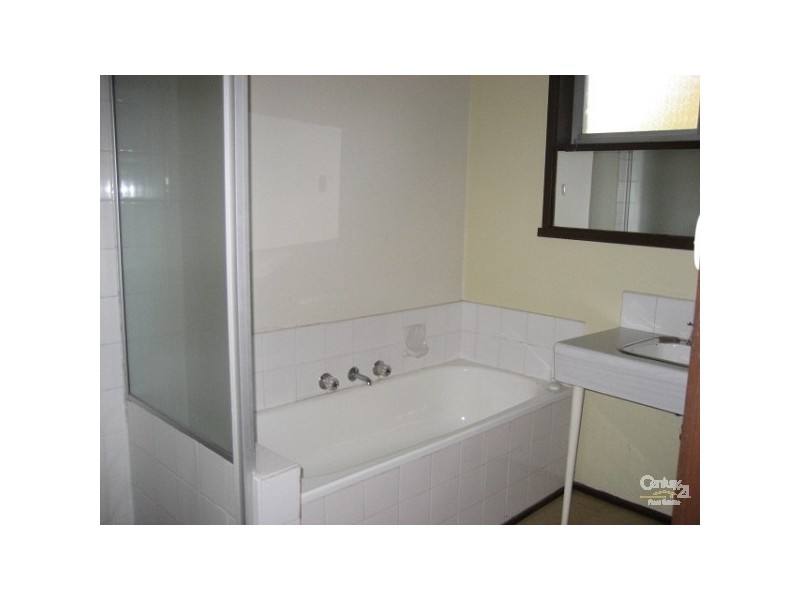 1/24 Heatherhill Road, Frankston VIC 3199