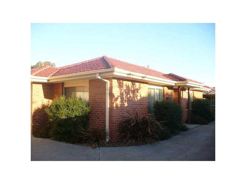 2/70  William Street, Frankston VIC 3199