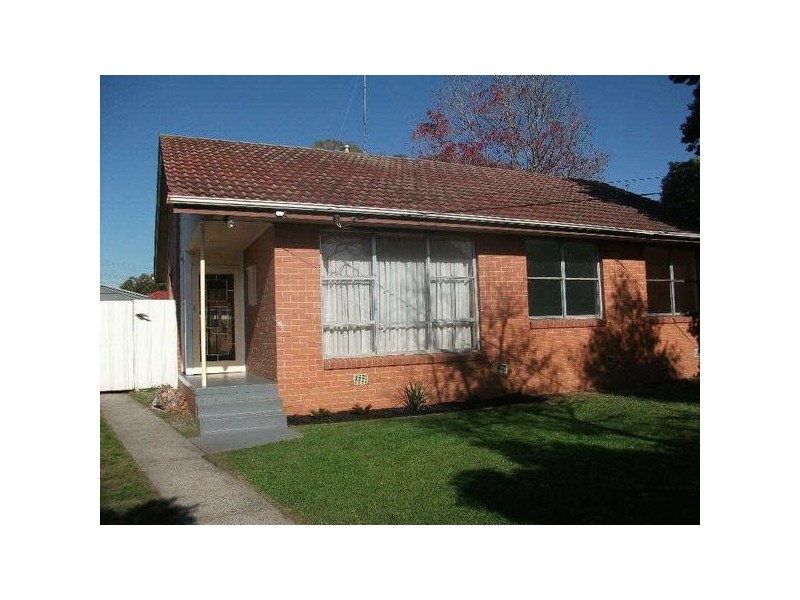 8  Aurea Court, Frankston North VIC 3200