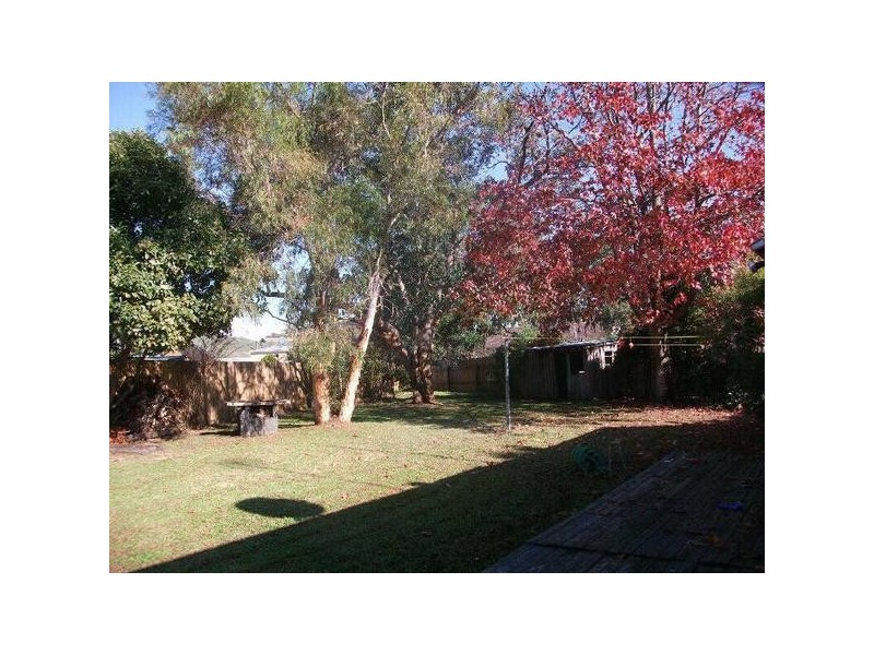 8  Aurea Court, Frankston North VIC 3200