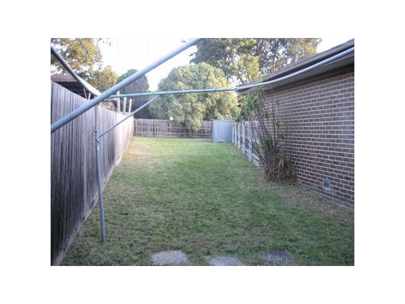 1/24  Heatherhill Road, Frankston VIC 3199