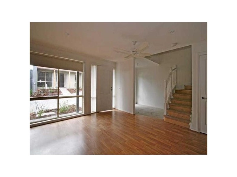 4/76-80  McMahons Road, Frankston VIC 3199