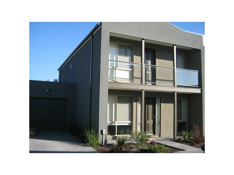 4/76-80  McMahons Road, Frankston VIC 3199