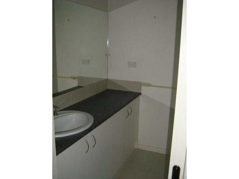 1/17  Neptune Street, Mornington VIC 3931