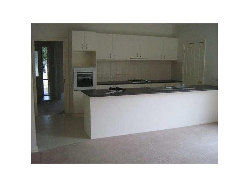 1/17  Neptune Street, Mornington VIC 3931