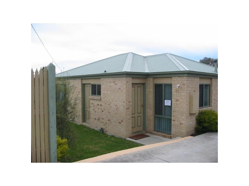1/49  McClelland Drive, Skye VIC 3977