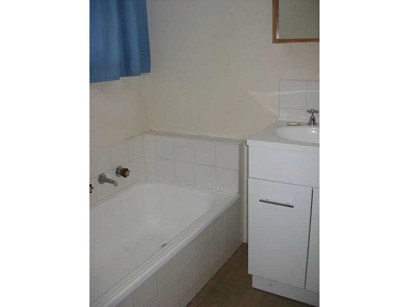 1/49  McClelland Drive, Skye VIC 3977