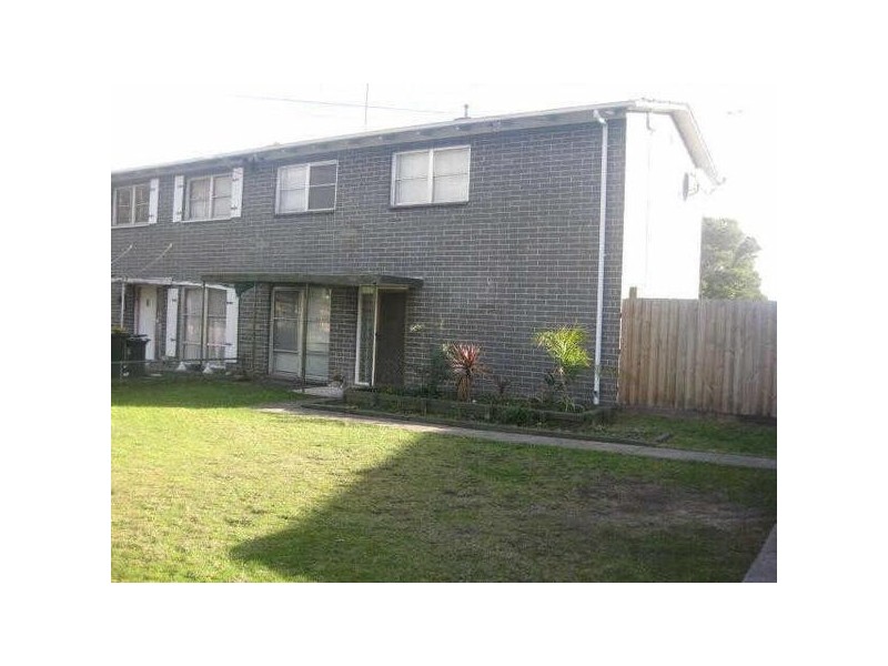 21 Candlebark Crescent, Frankston North VIC 3200