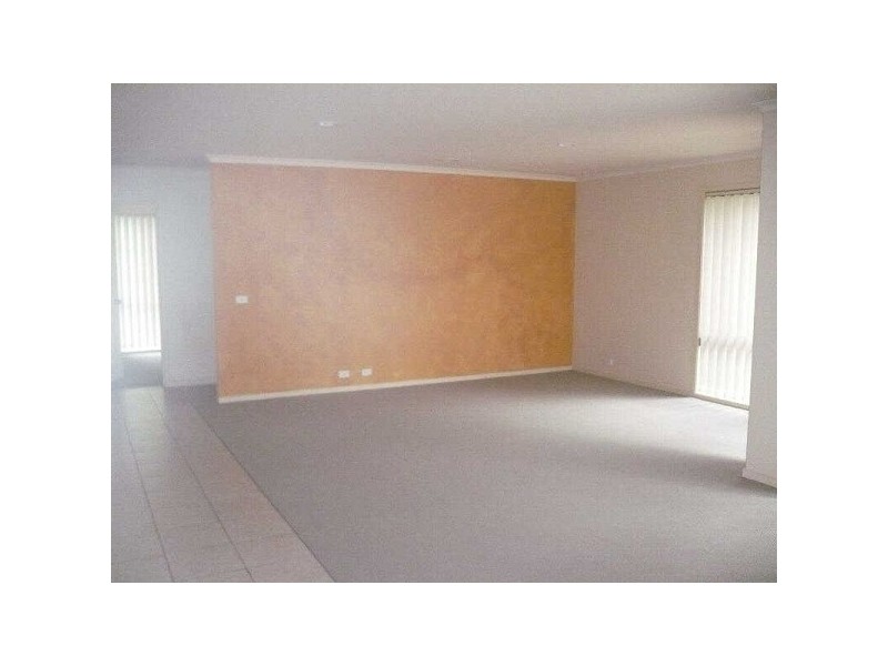 23  Emarald Close, Mornington VIC 3931