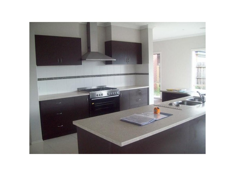 13  Triumph Way, Skye VIC 3977