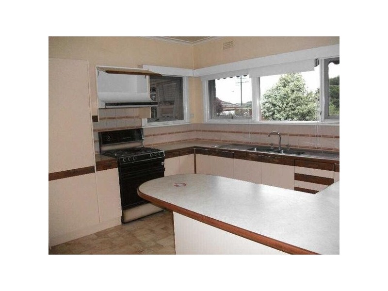 12 McComb Boulevard, Frankston South VIC 3199