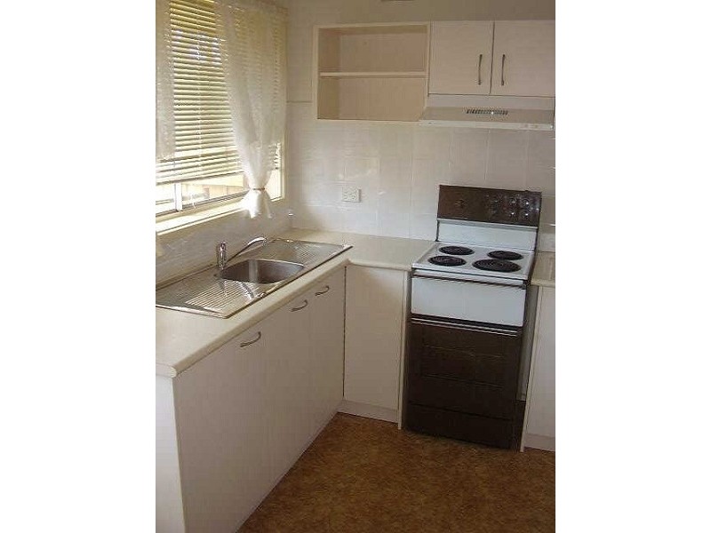 4/5 Petrie Street, Frankston VIC 3199