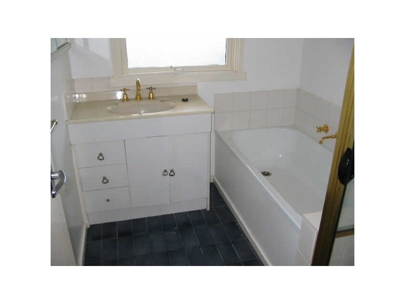 2/99  Nepean Highway, Seaford VIC 3198