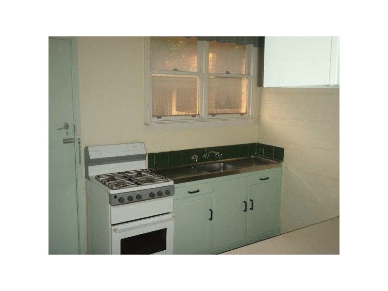 2/6  Hill Street, Frankston VIC 3199