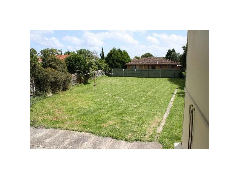 1  James Street, Frankston VIC 3199