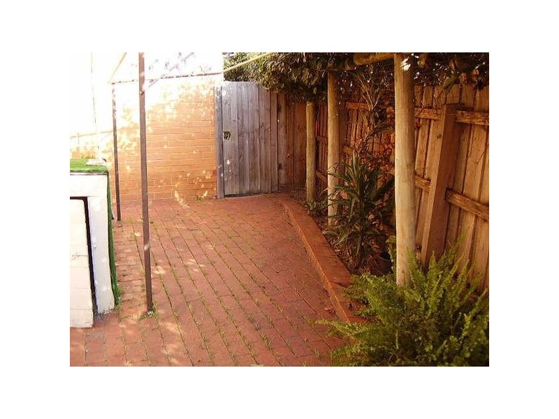 2/52  William Street, Frankston VIC 3199