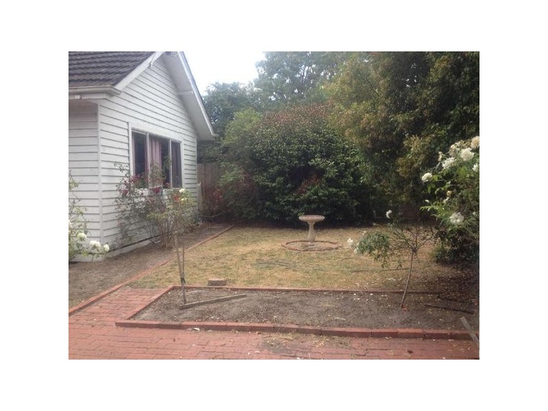 11  Leonard Street, Frankston VIC 3199