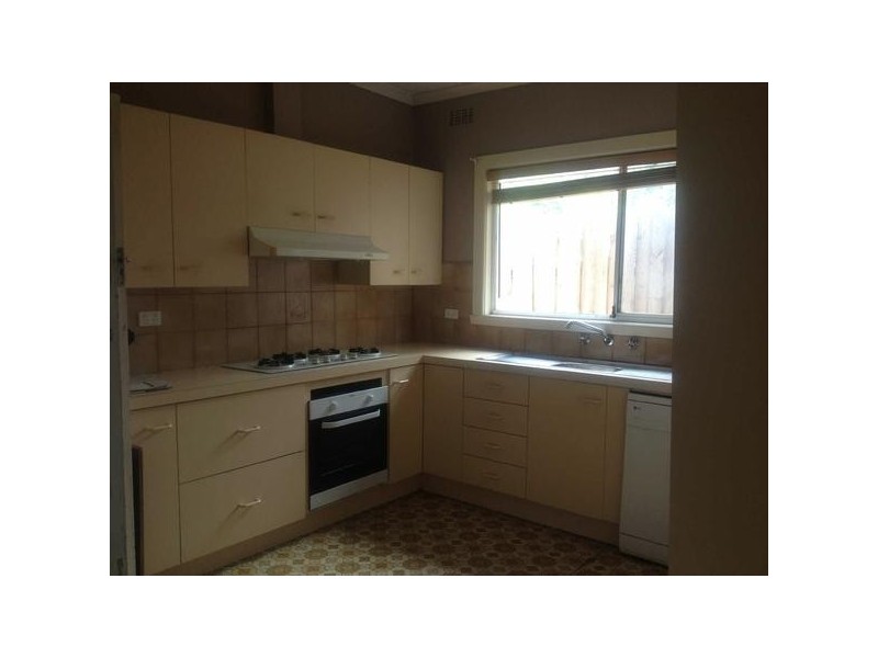 11  Leonard Street, Frankston VIC 3199