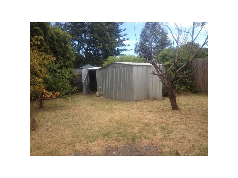 11  Leonard Street, Frankston VIC 3199