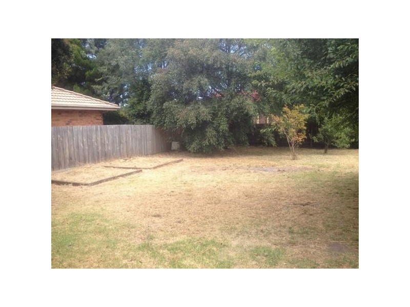 11  Leonard Street, Frankston VIC 3199