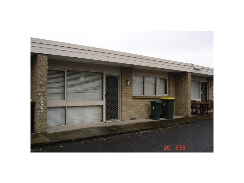 2/23  Fairway Street, Frankston VIC 3199