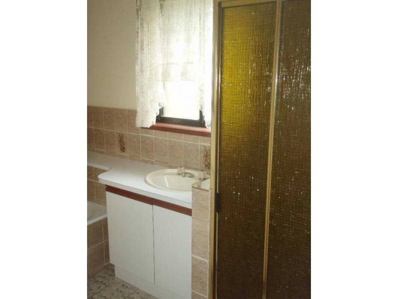 2/119  Lindrum Road, Frankston VIC 3199