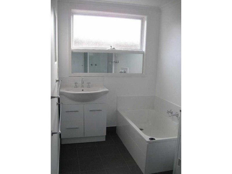 2/50 Petrie Street, Frankston VIC 3199