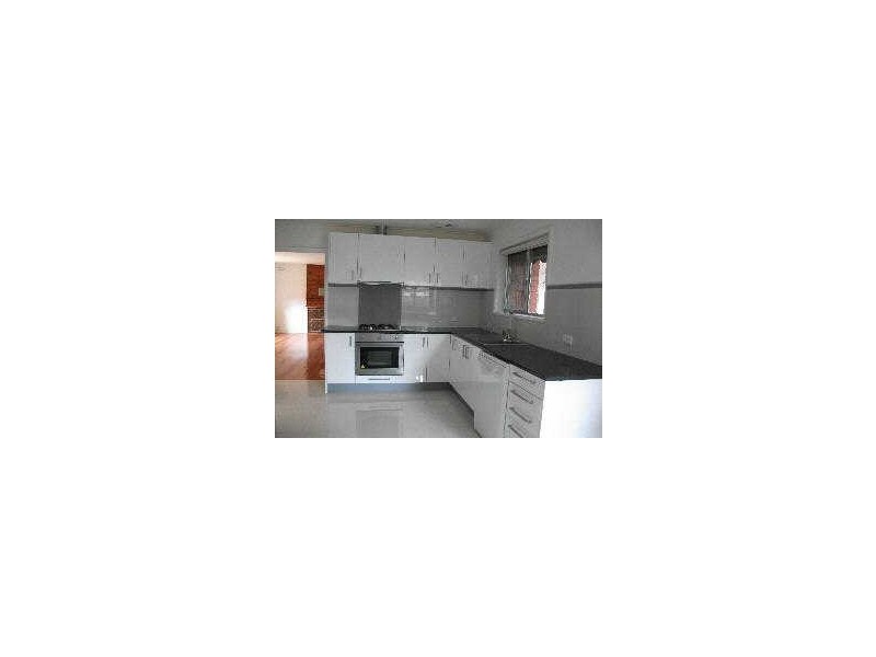 27  Wynden Drive, Frankston VIC 3199