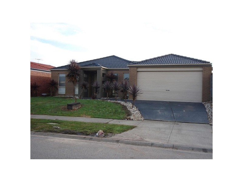 5 Vivi Court, Skye VIC 3977