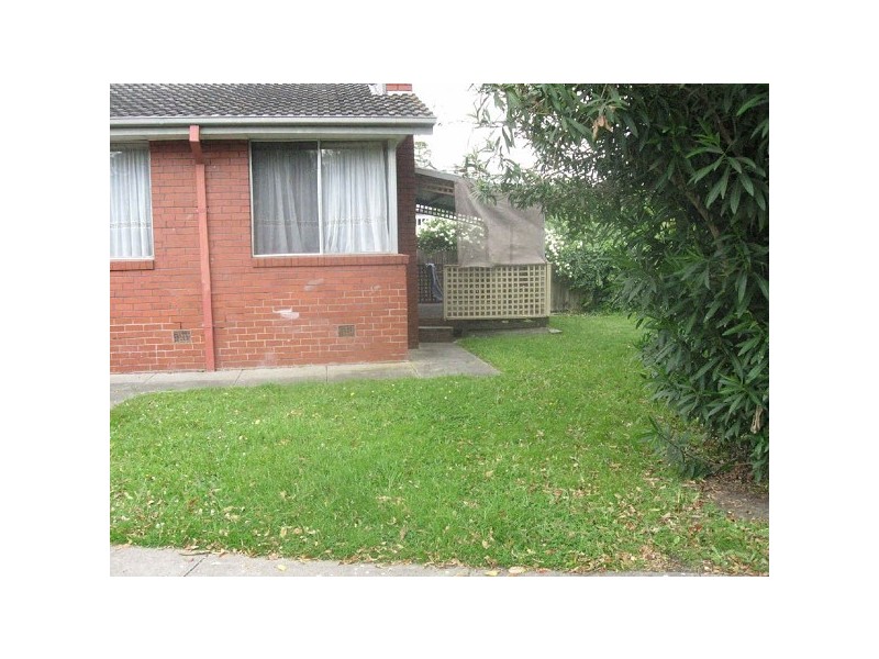 2 Lorraine Street, Frankston VIC 3199