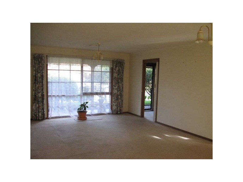 8  Aquarius Drive, Frankston VIC 3199