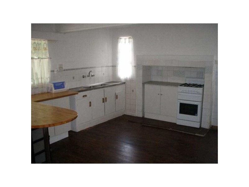 79  Beach Street, Frankston VIC 3199