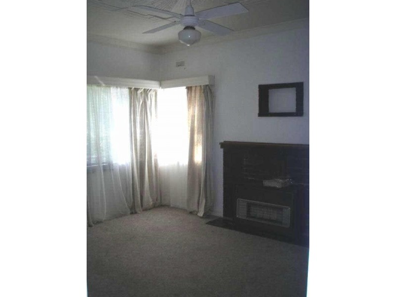 79  Beach Street, Frankston VIC 3199