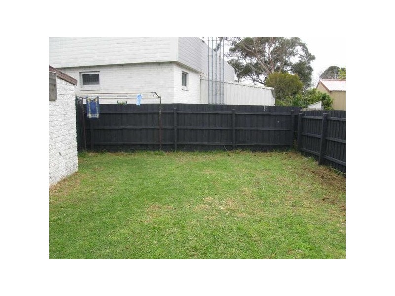 4/1a Hannah Street, Seaford VIC 3198