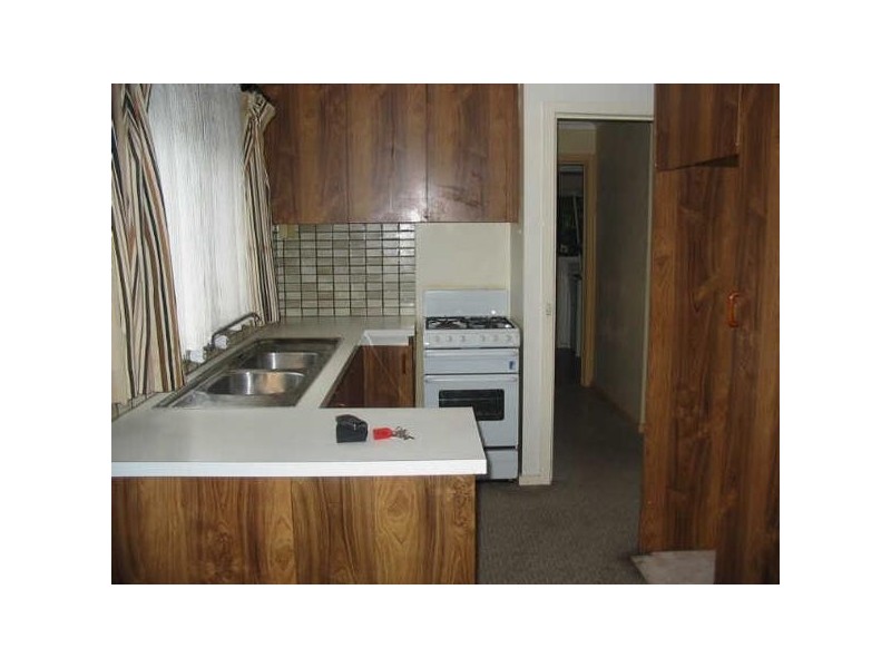 2/8  Nursery Avenue, Frankston VIC 3199