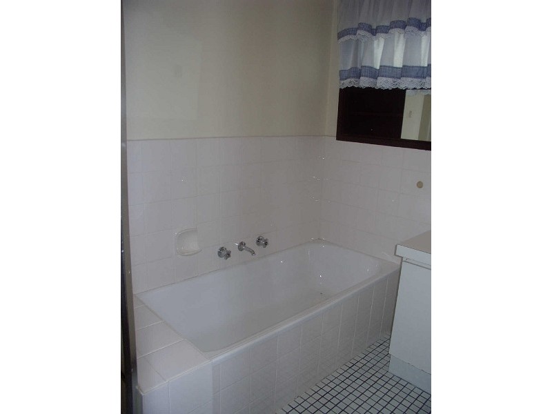 2/29-31  Kars Street, Frankston VIC 3199