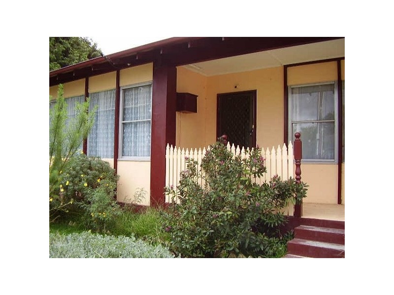 17  Coolgardie Street, Frankston North VIC 3200