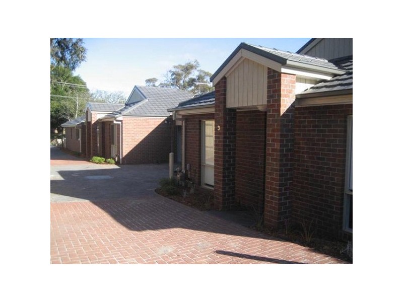 2/42  Roberts Street, Frankston VIC 3199