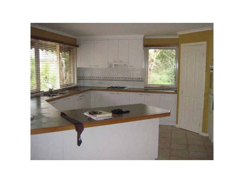 11  Le Grand Mews, Mount Eliza VIC 3930