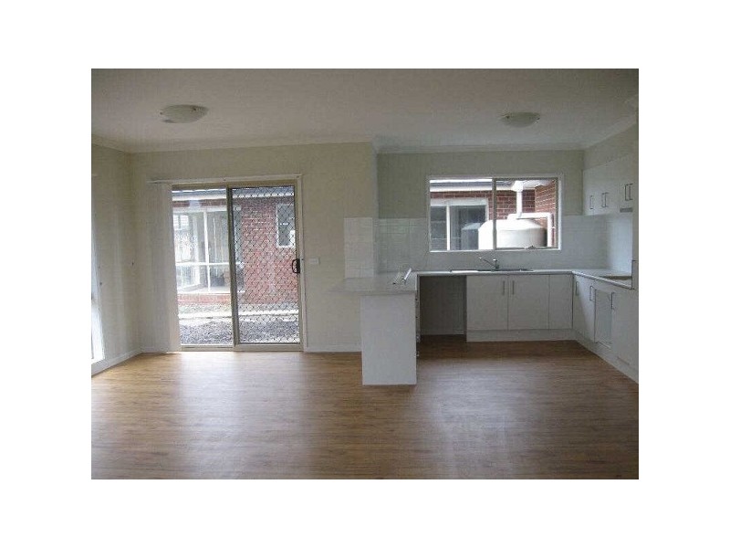 1/44  Railway Road, Baxter VIC 3911