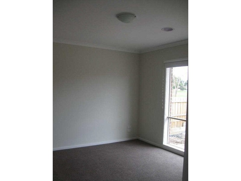 1/44  Railway Road, Baxter VIC 3911