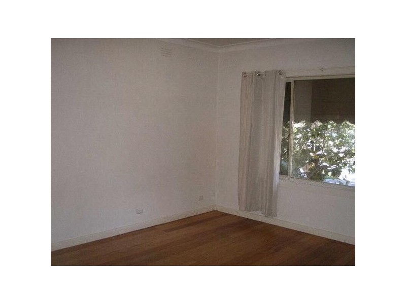 2  Queen Street, Frankston VIC 3199