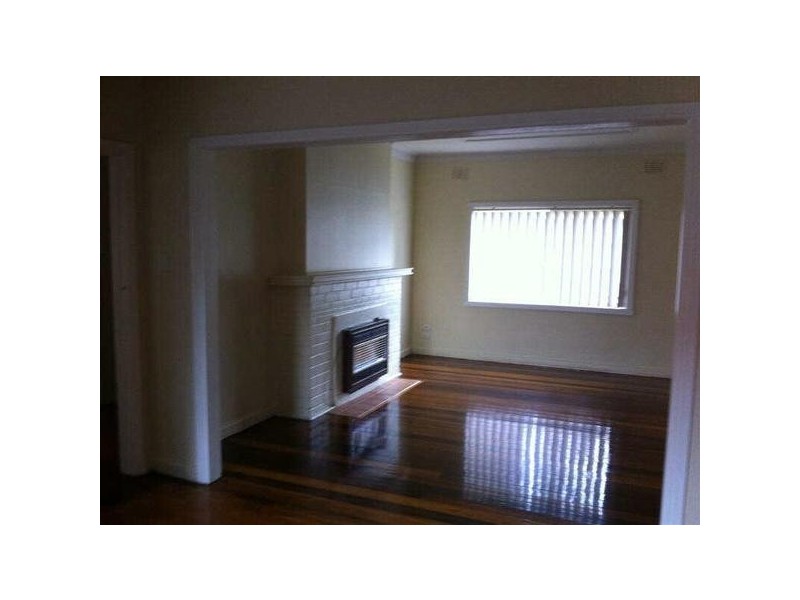 114 Beach Street, Frankston VIC 3199