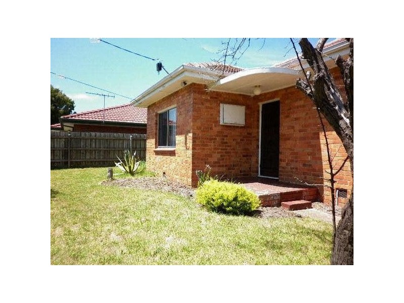 114 Beach Street, Frankston VIC 3199