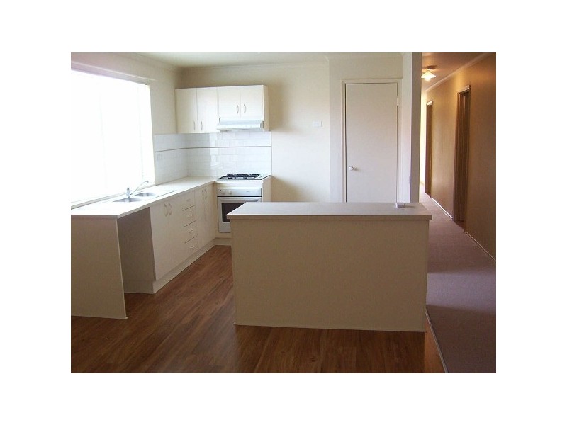 73  Greenwood Drive, Carrum Downs VIC 3201