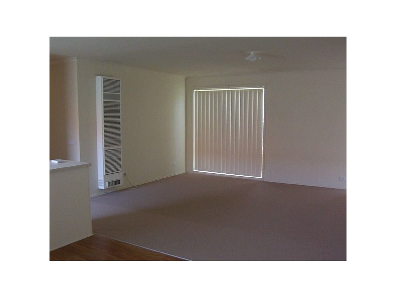 73  Greenwood Drive, Carrum Downs VIC 3201