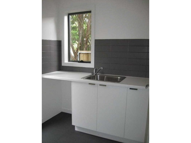 1/27  James Street, Frankston VIC 3199